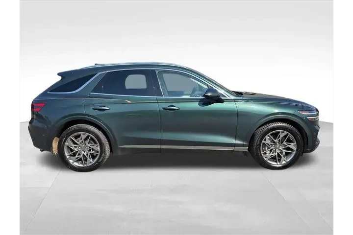 $36883 : Genesis GV70 2023 AWD 2.5T S image 2