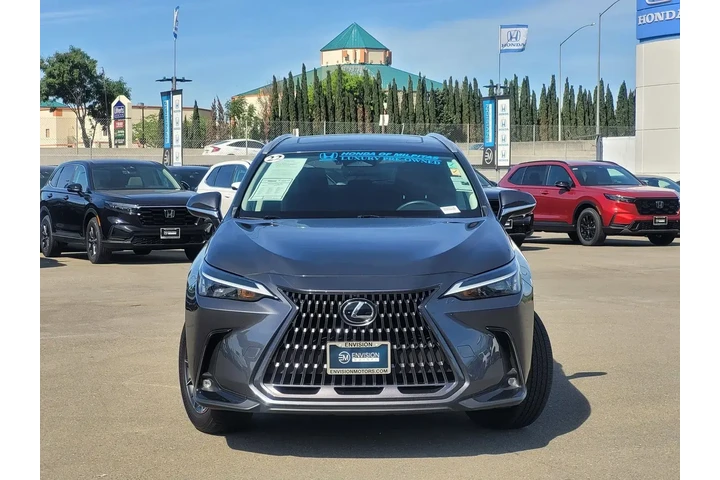 $37988 : Lexus NX 350 2022 AWD 4dr Cr image 2