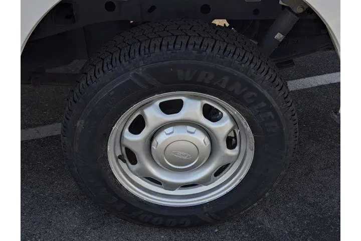 $29999 : Ford F-150 2020 4x2 XL 4dr S image 7