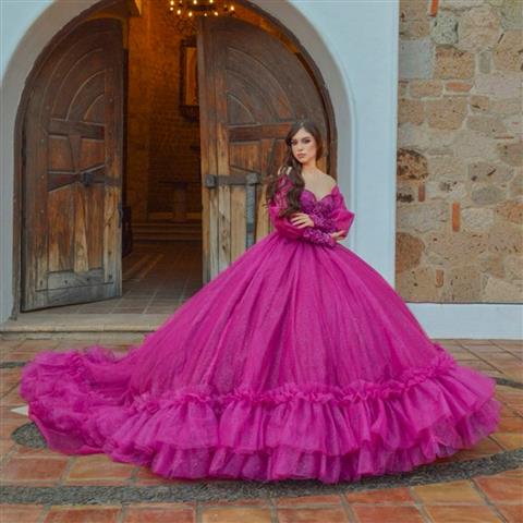 Beautiful Quinceañera Dresses image 2