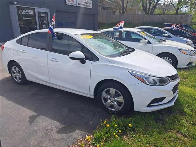 $10650 : 2017 CHEVROLET CRUZE image 5