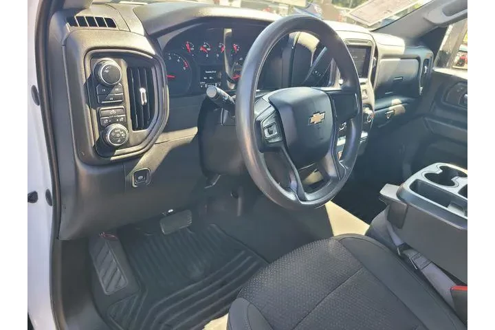 $39994 : Chevrolet Silverado 2500HD 2 image 9