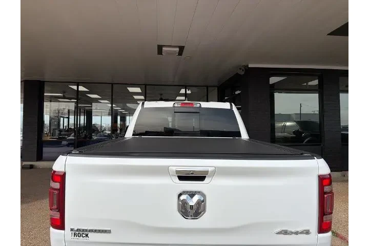 $31497 : Ram 1500 2021 4x4 Laramie 4d image 6