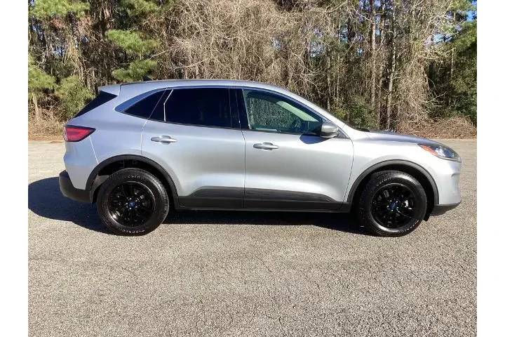 $15573 : Ford Escape 2020 AWD SE 4dr image 4
