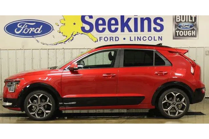 $37995 : Kia Niro 2023 SX Touring 4dr image 3