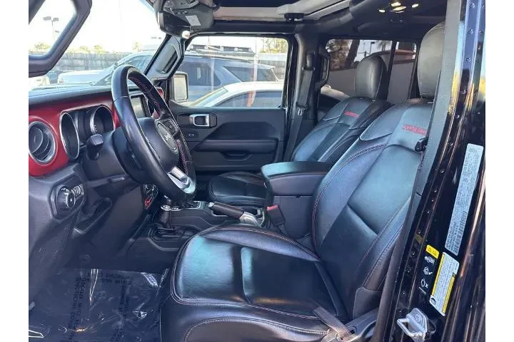 $32895 : Jeep Wrangler Unlimited 2021 image 8