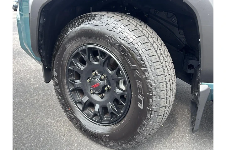 $54188 : 2025 4Runner TRD Off Road Pre image 5