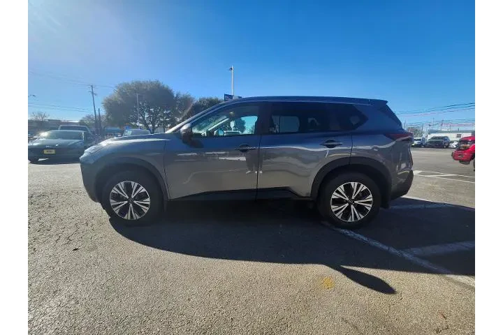 $17998 : Nissan Rogue 2022 AWD SV 4dr image 4