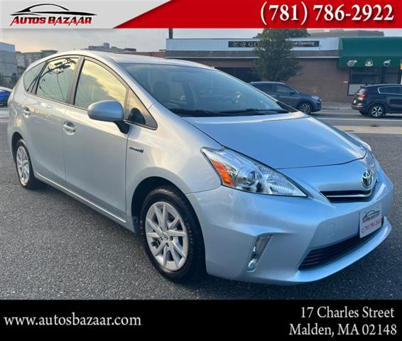 $10300 : Used 2014 Prius v 5dr Wgn Two image 7