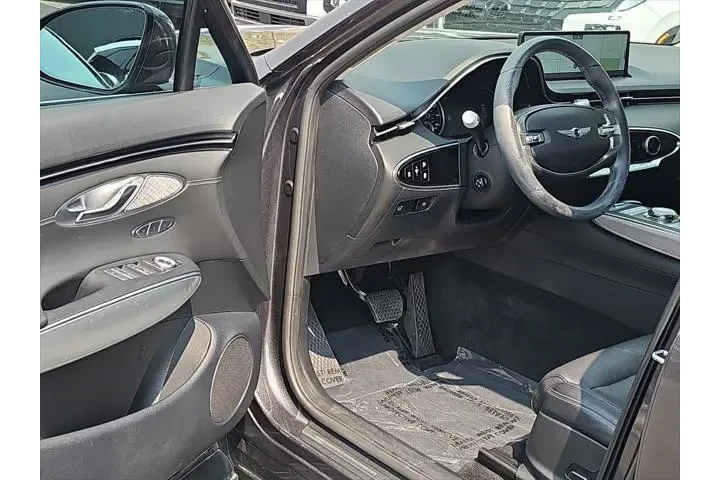 $36500 : Genesis GV70 2023 AWD 2.5T S image 10