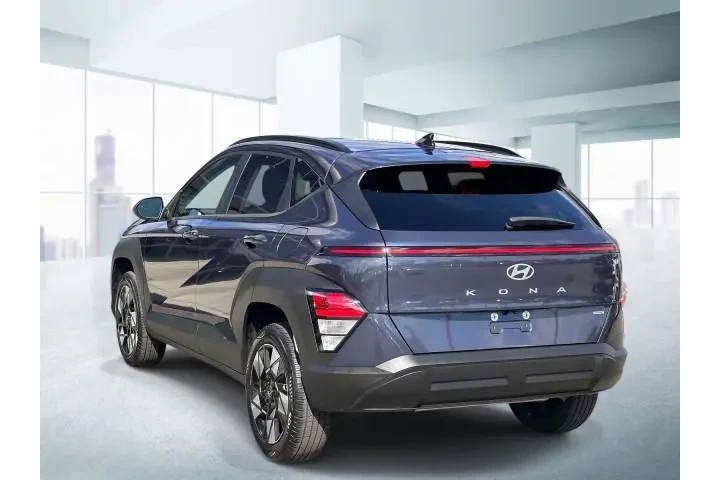 $22899 : Hyundai KONA 2024 AWD SEL 4d image 3
