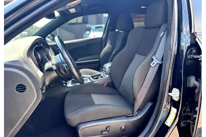2023 Charger R/T image 7