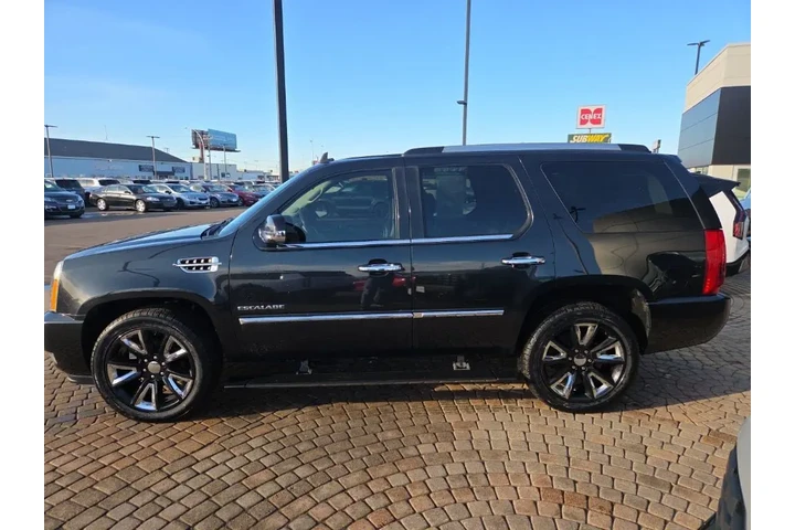 $16998 : 2011 Escalade Premium image 8