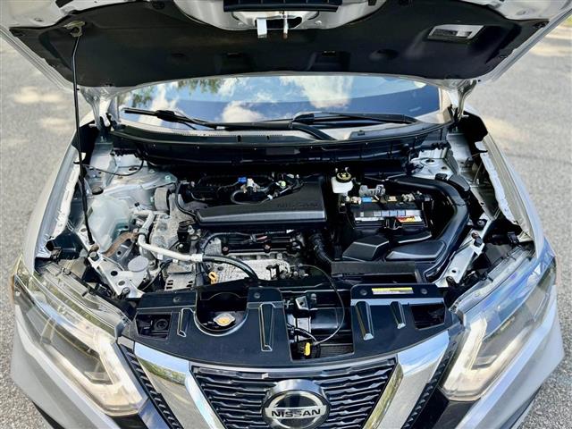 $11995 : 2018 NISSAN ROGUE2018 NISSAN image 1