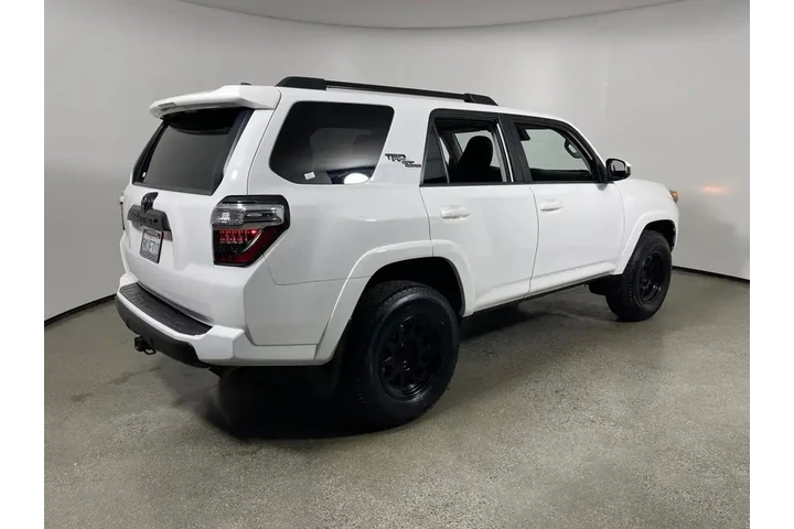 $35995 : Toyota 4Runner 2020 4x4 SR5 image 3