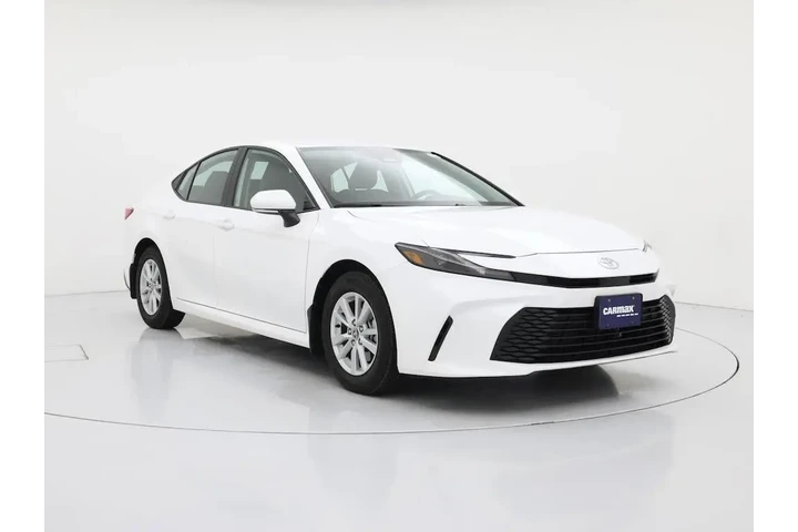 $30998 : Toyota Camry 2026 LE 4dr Sed image 1
