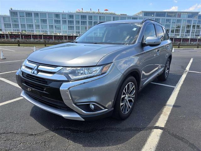 $9995 : 2016 MITSUBISHI OUTLANDER image 5