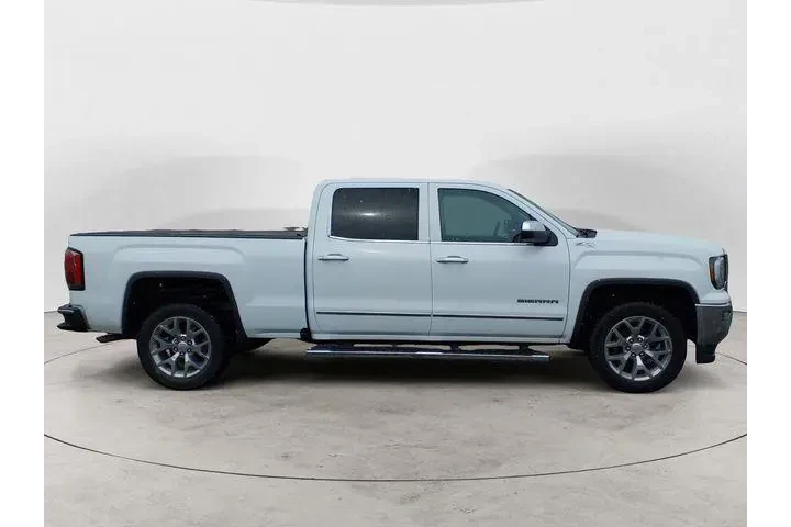 $36888 : GMC Sierra 1500 2018 4x4 SLT image 6
