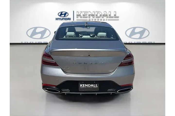 $24388 : Genesis G70 2025 AWD 2.5T Sp image 8