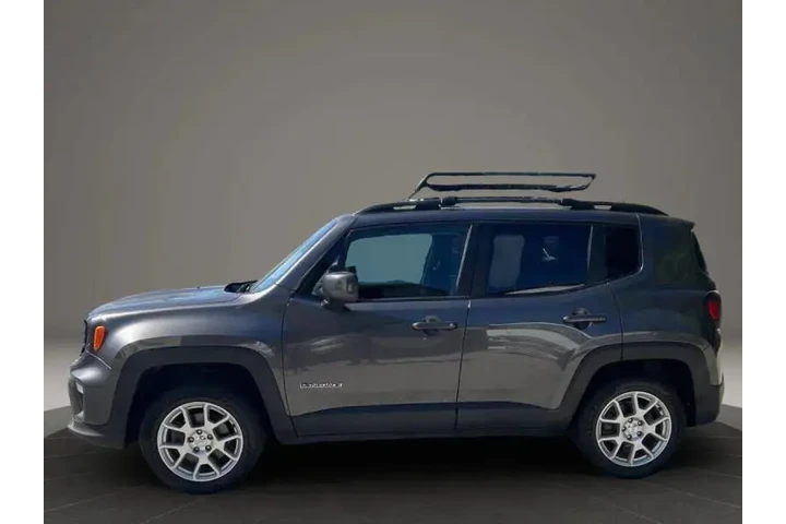 $11600 : 2019 Renegade Latitude image 4