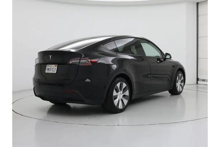 $33998 : Tesla Model Y 2024 AWD Long image 8