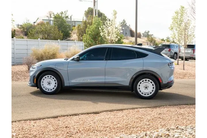 $41988 : 2024 Mustang Mach-E GT image 9