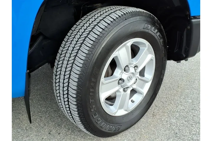 $36500 : Toyota Tundra 2020 4x4 SR5 4 image 6