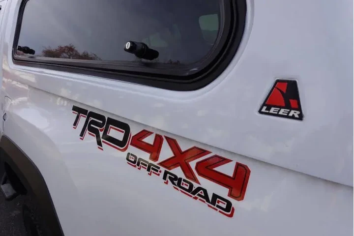2023 Tacoma TRD Off-Road image 10