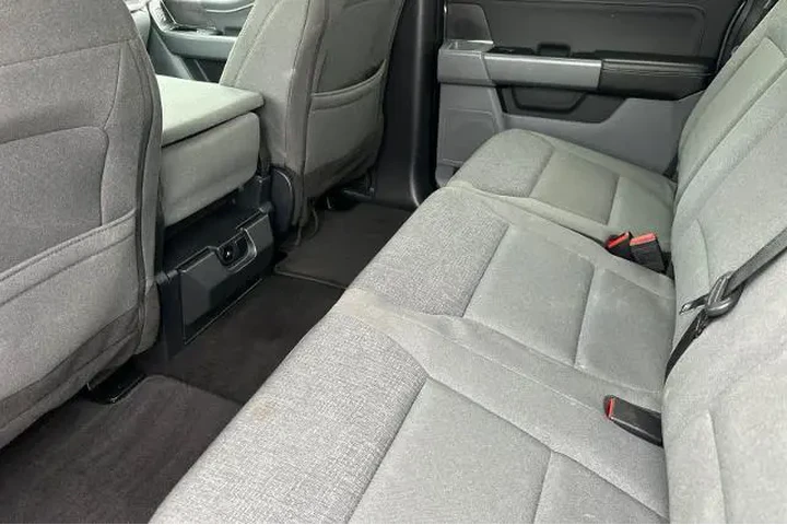 $39995 : Ford F-150 2024 4x4 XLT 4dr image 4