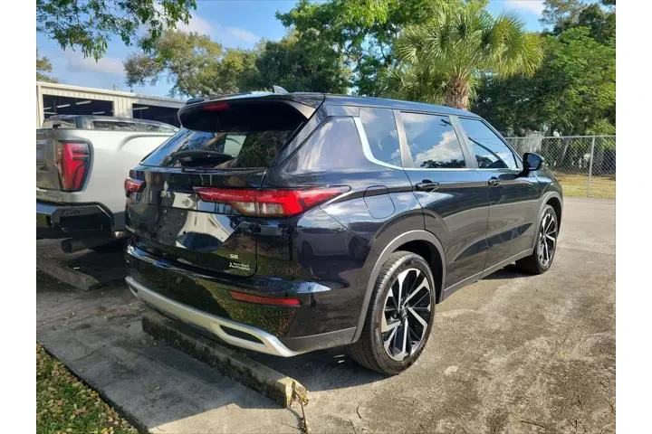 $18988 : Mitsubishi Outlander 2022 Bl image 4