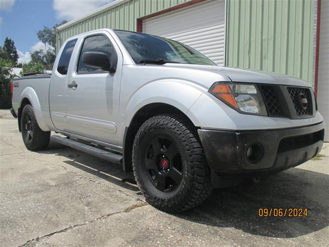 $11995 : 2005 Frontier image 2