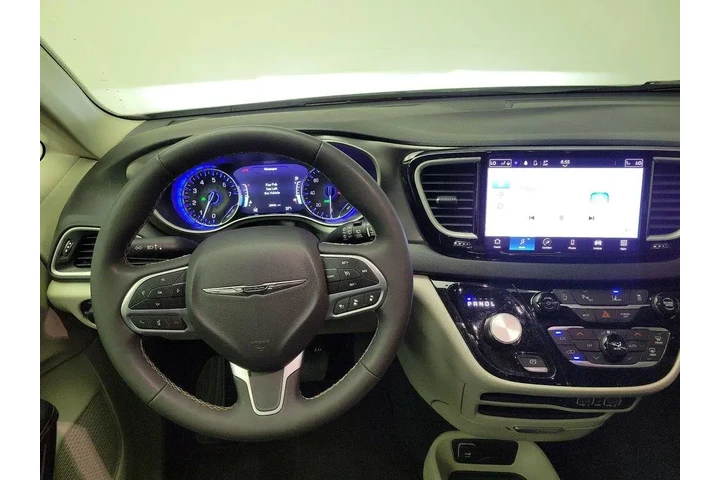 $28998 : Chrysler Pacifica 2024 Touri image 10