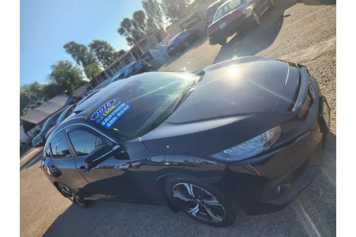 $16500 : 2016 Civic Touring image 8