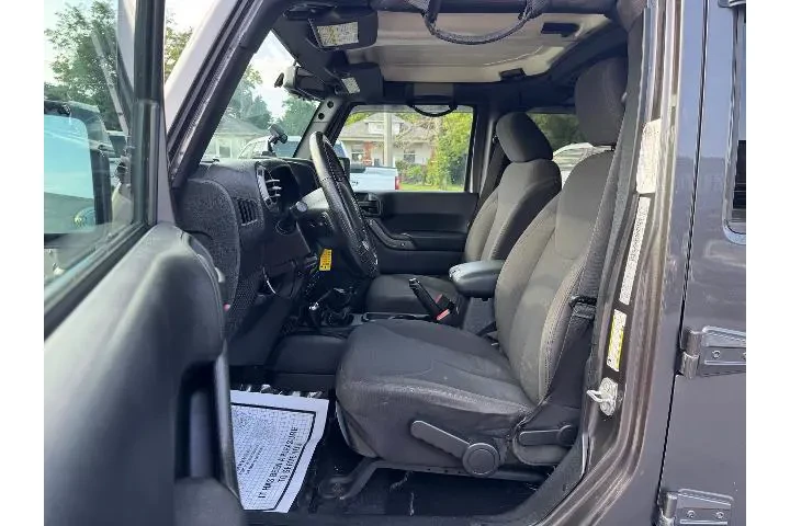 $17998 : Jeep Wrangler Unlimited 2016 image 10