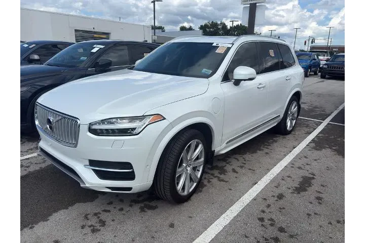 $21900 : Volvo XC90 2017 AWD T8 eAWD image 8
