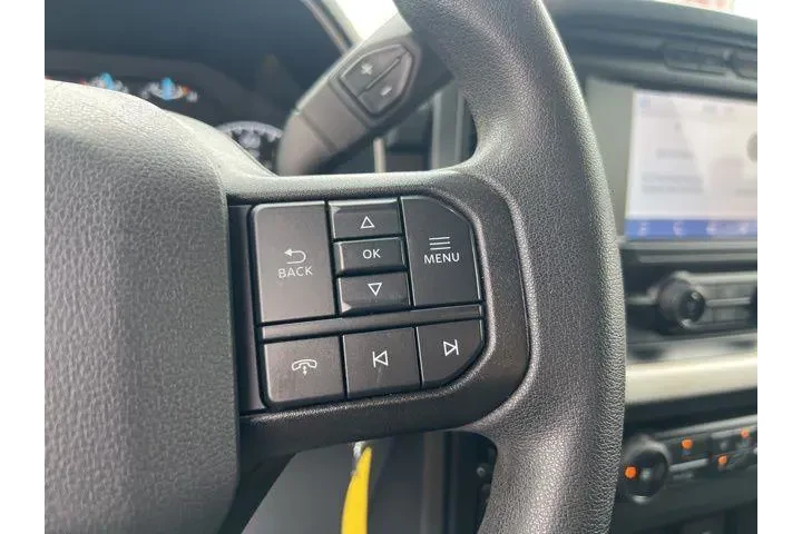 $33525 : Ford F-150 2021 4x4 Lariat 4 image 10