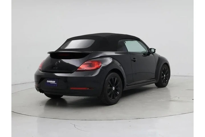 $27998 : Volkswagen Beetle Convertibl image 8