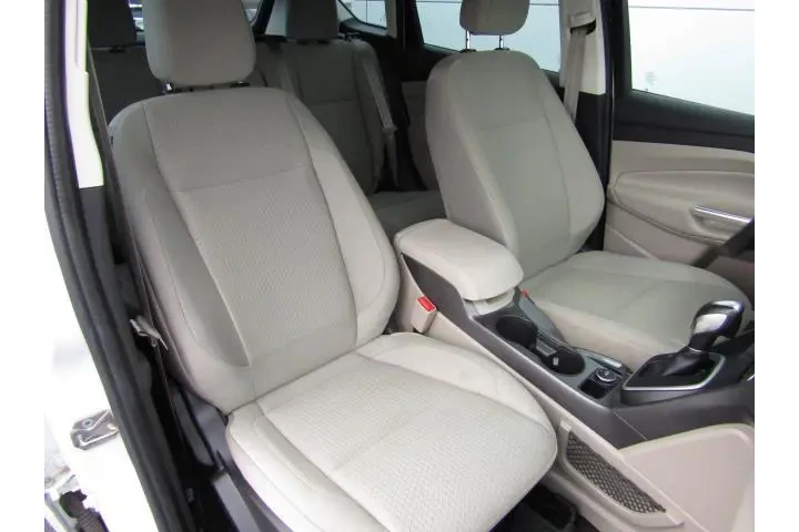 $12999 : Ford C-MAX Hybrid 2018 SE 4d image 8