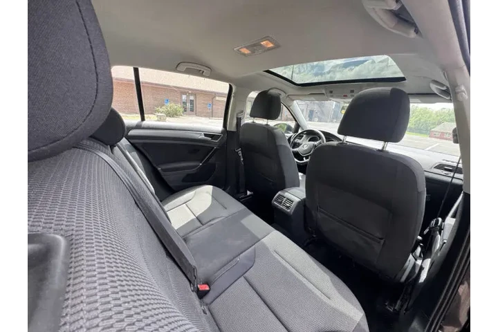 $7999 : 2016 Golf TSI S image 10