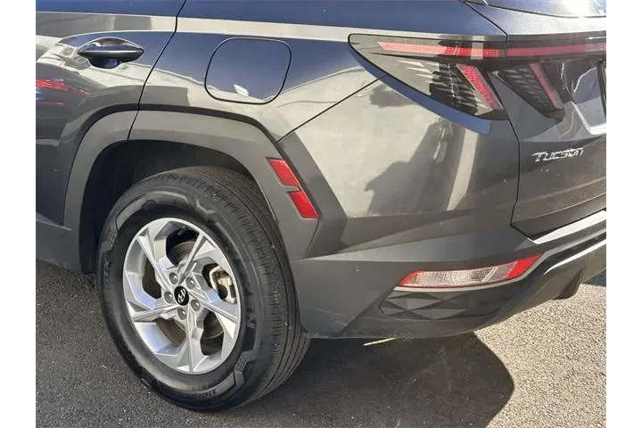 $20733 : Hyundai TUCSON 2023 AWD SEL image 9