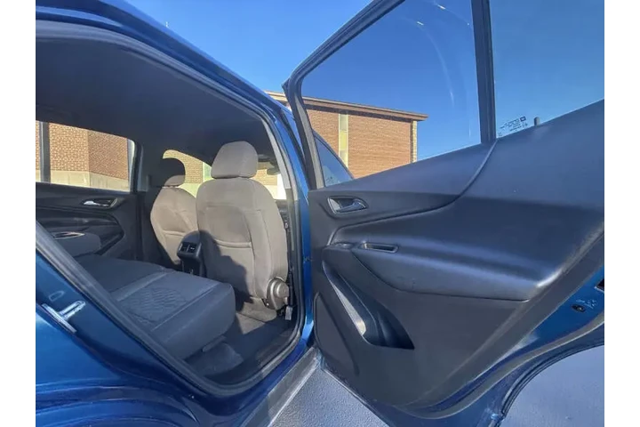 $12999 : 2020 Equinox LT image 9