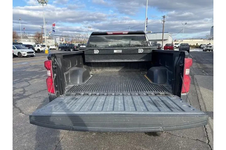 $23500 : Chevrolet Silverado 1500 202 image 6