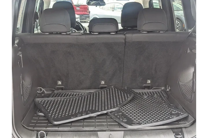 $17084 : Jeep Renegade 2018 4x4 Trail image 8