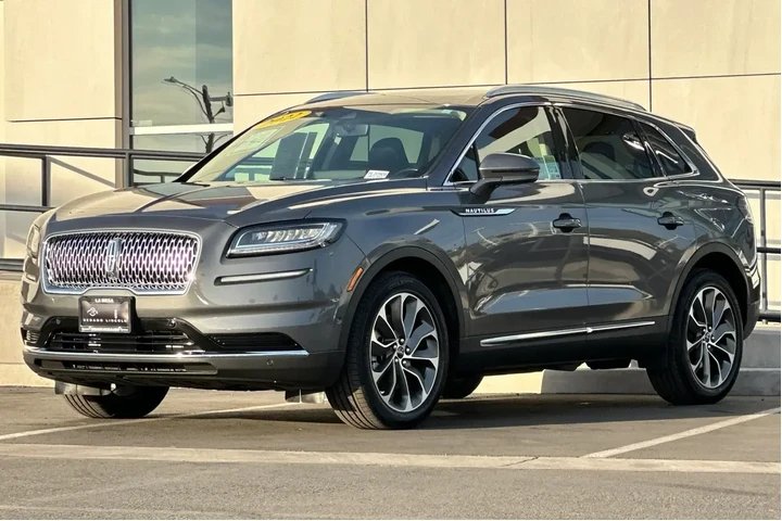 $34900 : Lincoln Nautilus 2022 AWD Re image 7