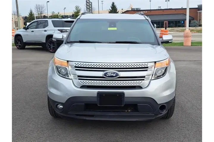 $9386 : Ford Explorer 2014 AWD Limit image 8