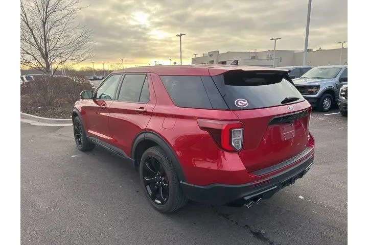 $40000 : Ford Explorer 2022 AWD ST 4d image 4