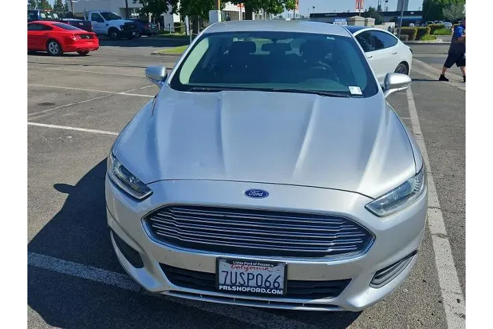 $9000 : Ford Fusion 2014 SE 4dr Seda image 4
