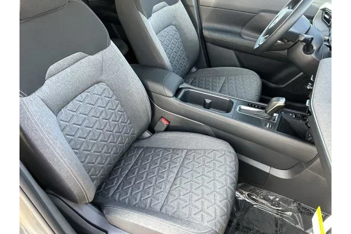 $26195 : Nissan Kicks 2026 SV 4dr Cro image 10