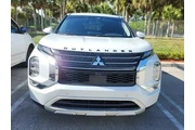 $21990 : Mitsubishi Outlander 2024 SE thumbnail