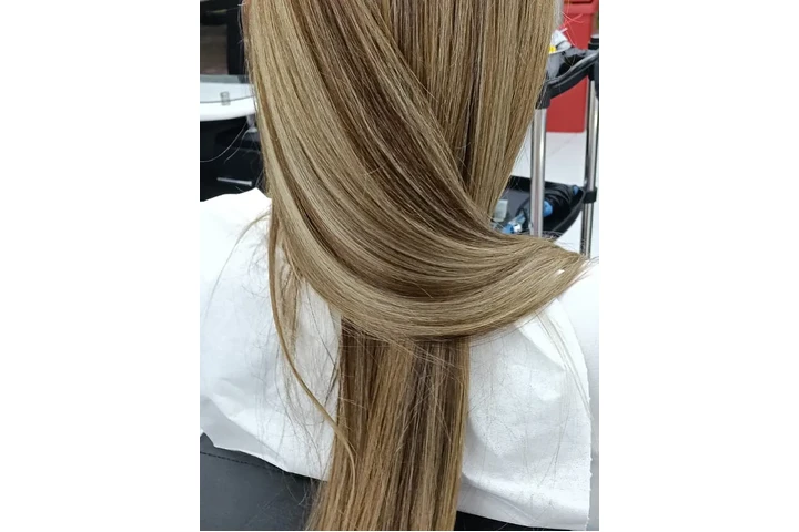 Se solicita Estilista integral image 2